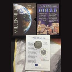 England Proof set 5 pound (The Millennium crown) elizabeth Royal mint ishu mint pack set