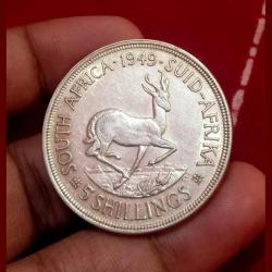 South Africa Silver Five Shillings 5S King George-VI Weight 29 Grams "Crown Size" Diameter 39 mm Year 1949 **Rare** High Collectable Grade.