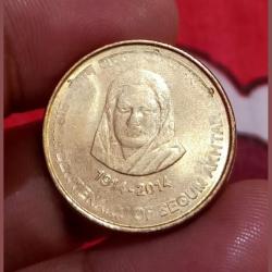 5 Rupees Ni/Brs Commemorative Issue Year 2014 Begam Aktar Calcutta Mint **Scare** UNC Grade.