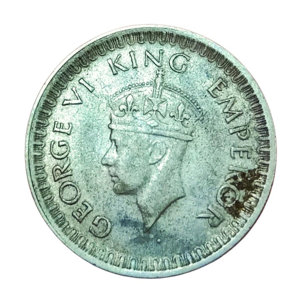 British India Silver 1/2 Rupee Year 1943 Bombay Mint King George-VI in Collectable Grade.
