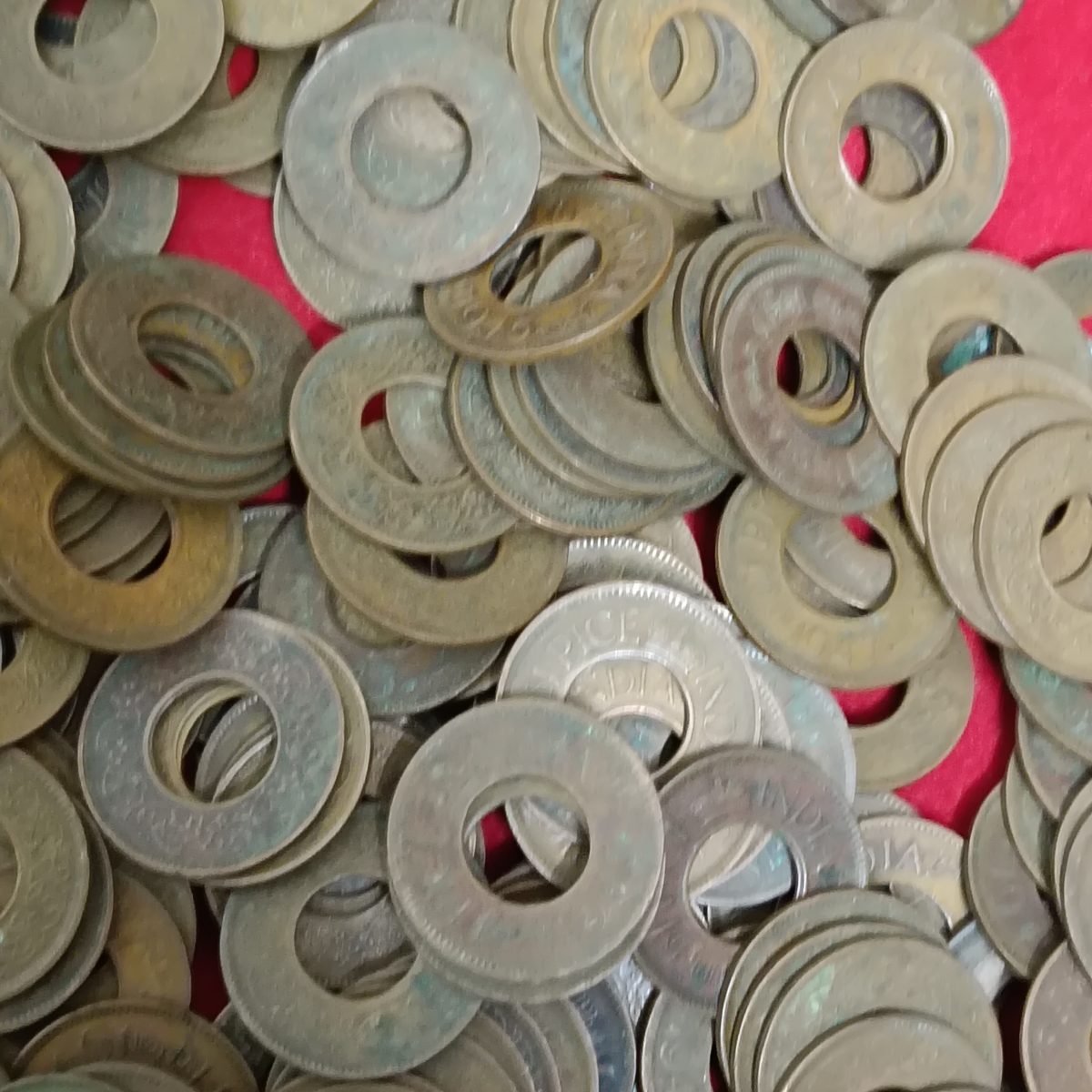George Vi One Pice Hole Coin 50 Pcs Given Sale Mix Years Mix Mints British of India 1944 45...47