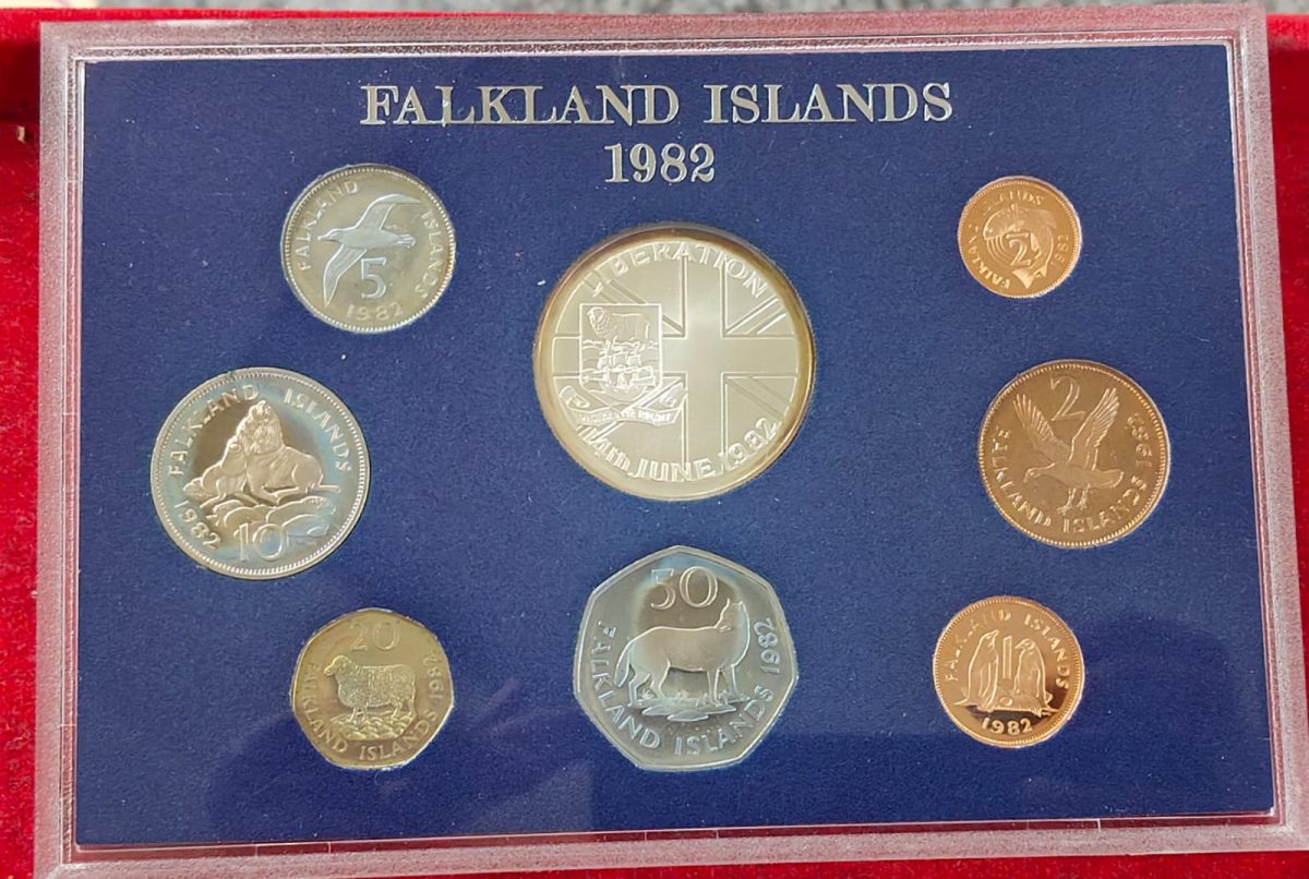 Falkland Islands 1982 Royal Mint 8 Coin Liberation Proof Set with Silver Crown and Certificate
