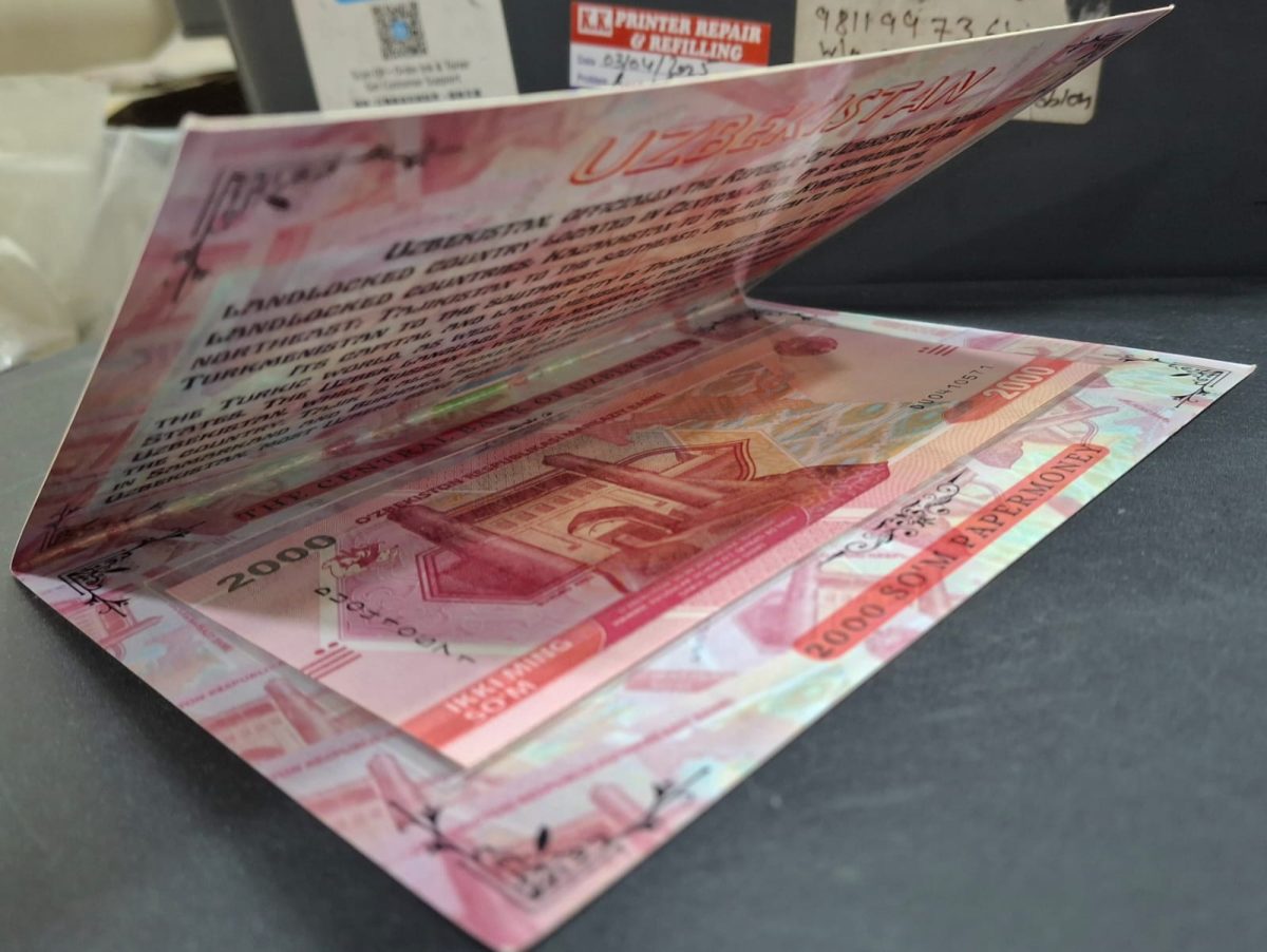 Uzbekistan 2000 SO'M UNC Note with Beautiful Packing