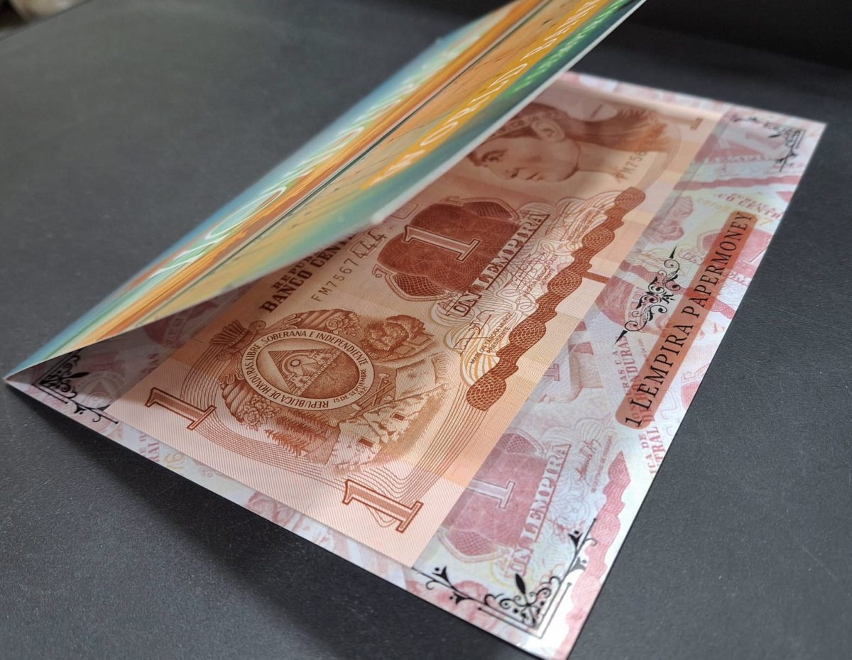 Honduras 1 Lempira UNC Note with Beautiful Packing