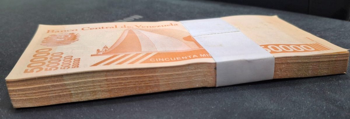 Venezuela 50000 Bolívares GEM UNC Rare (100 note ) serial Packet