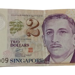 Singapore Bank Note Polymer Issue Two Dollars on Importance of Education Collectable Grade.