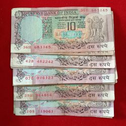 Ten Rs Peacock Notes Fine Condition 86 Pcs Given Mix Governor