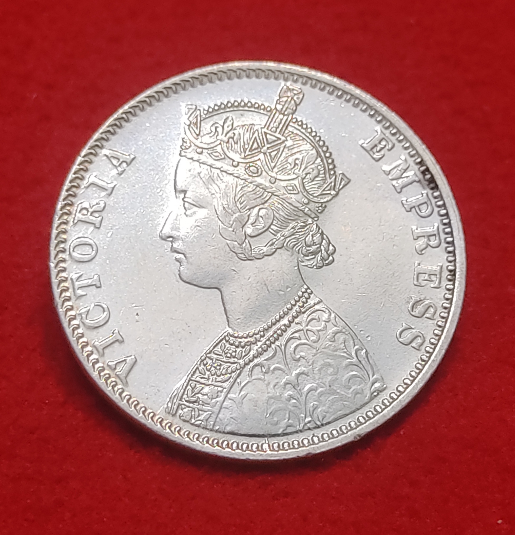 One Rupee Silver Coin Victoria Empress Year 1901 Bombay Mint Good Condition