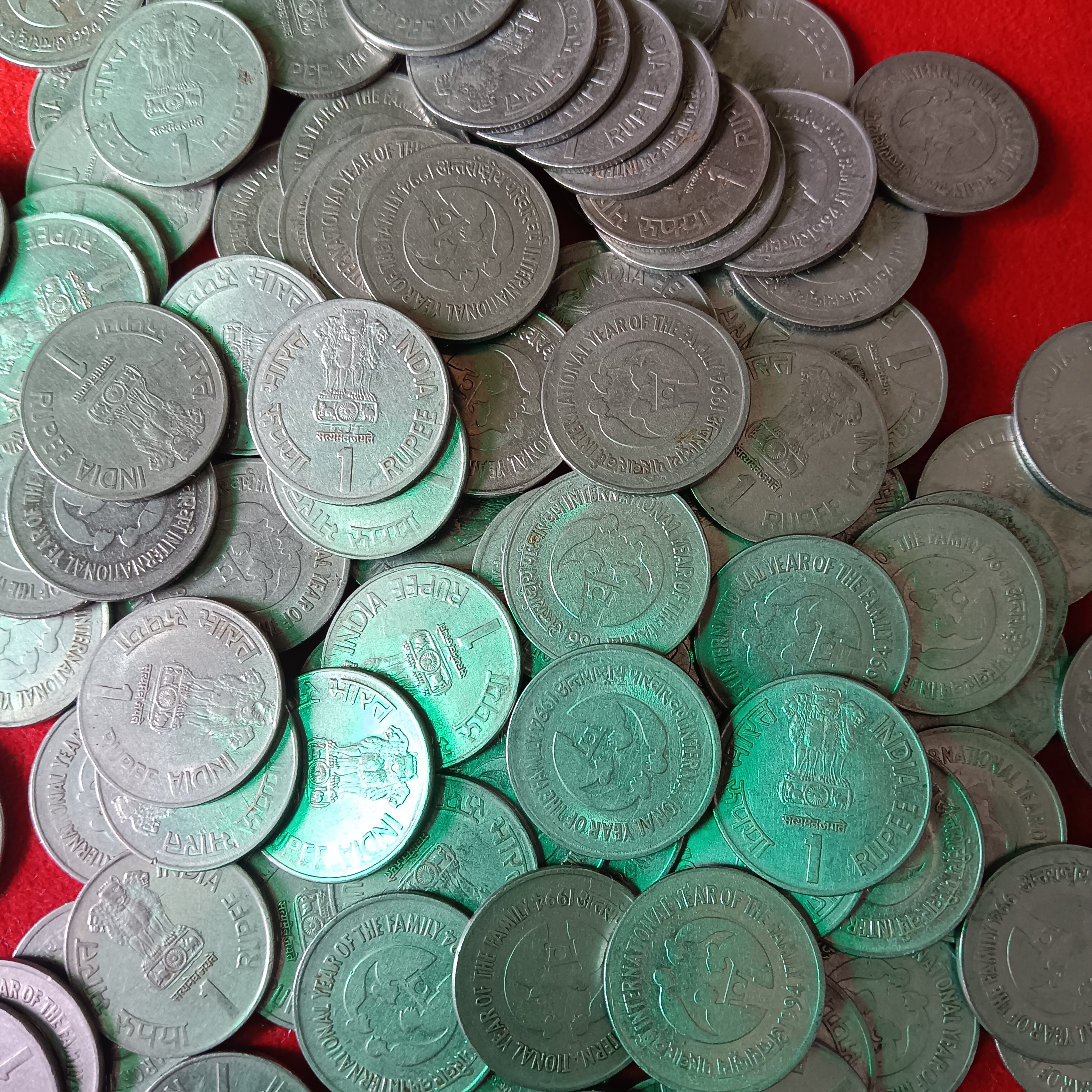 One Rs Scare Coin International Youth Year of the Family 1994 Year FSS 130 Pcs Given Bombay Mint Good Condition