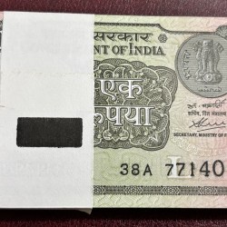 one rupee 2020 pink colored bundle rare