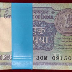 1 Rupees 1992 Governor Montek Singh Ahluwalia UNC Serial Rare Packet