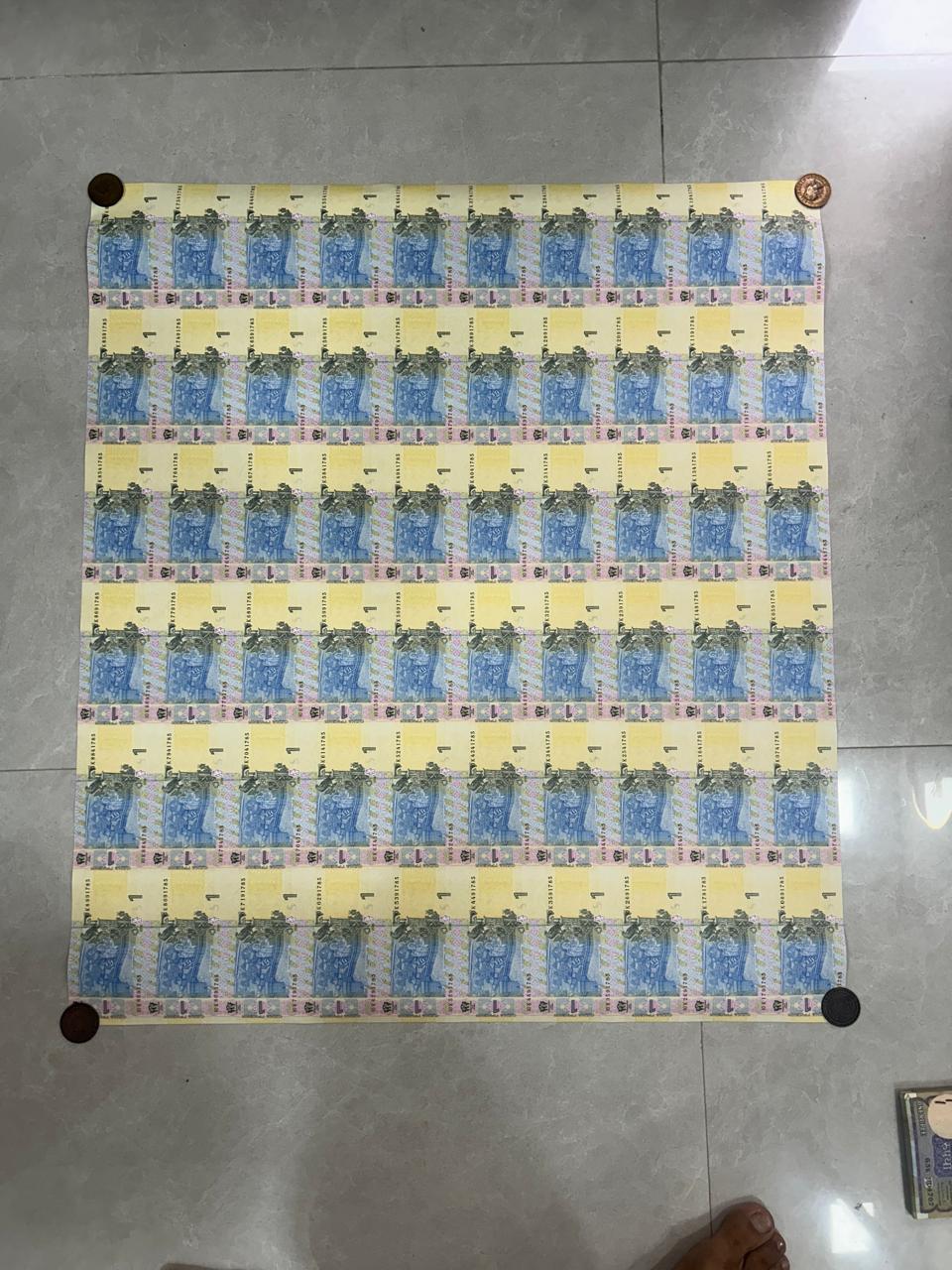 Ukraine 1 Hrivnya uncut 60 note sheet extremely rare uncut bank issue sheet