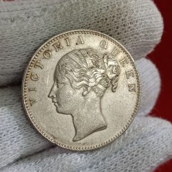 Victoria Queen One Ruppe Continuous Legend Silver Coin 1840 Year Calcutta Mint Scare Coin Good Condition British of India