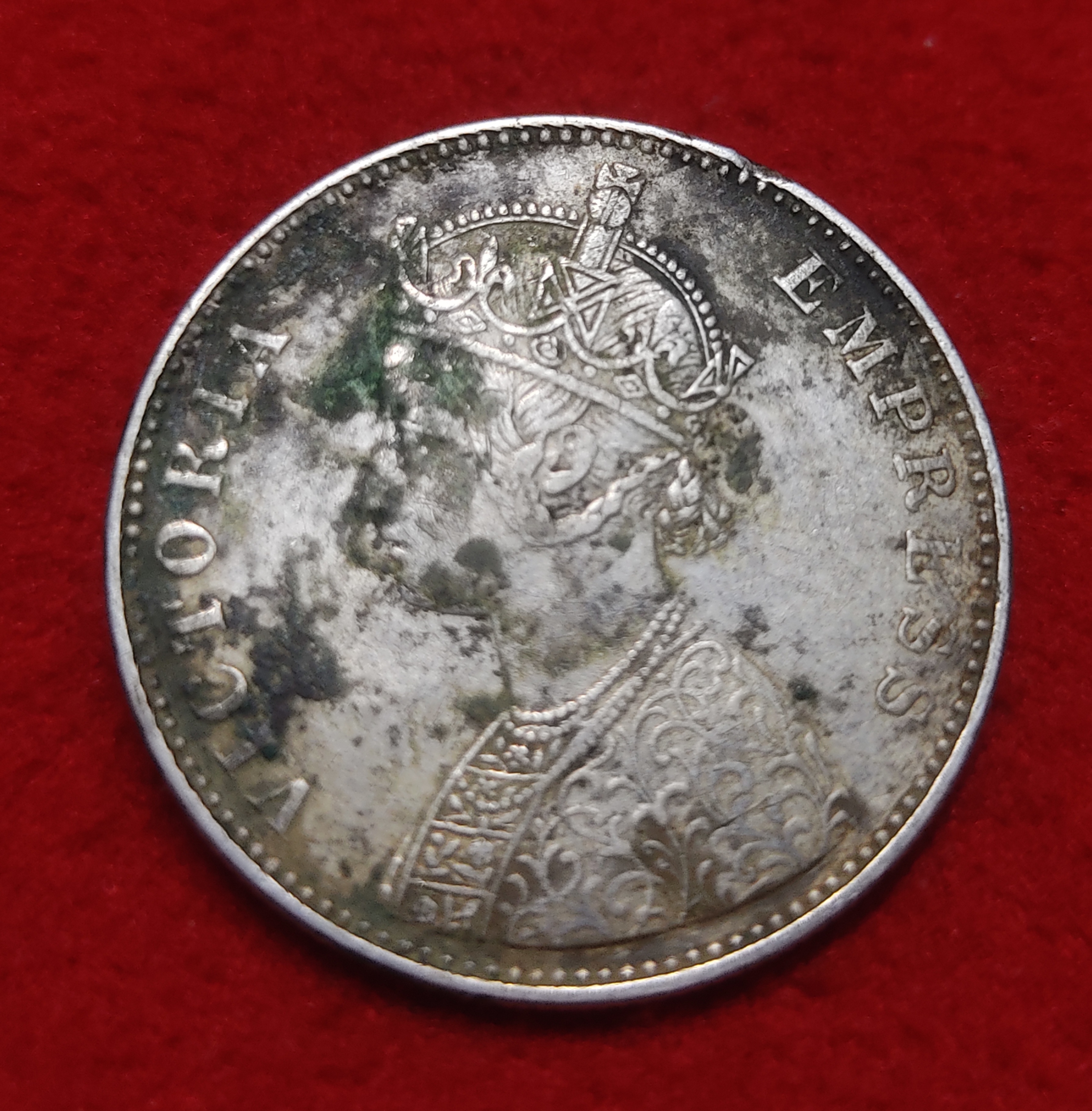 One Rupee Silver Coin Victoria Empress 1879 Bombay Mint
