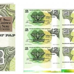Bank of Papua New Guinea 2 KINA Bank Note Block of 3 Uncut Notes Rare Beautiful