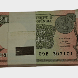 One Rupee New Year 2016 Small Digit Serial Numbers Sign Ratan P Watal Serially 100 Notes Complete Bundle **Scare** High UNC Grade.