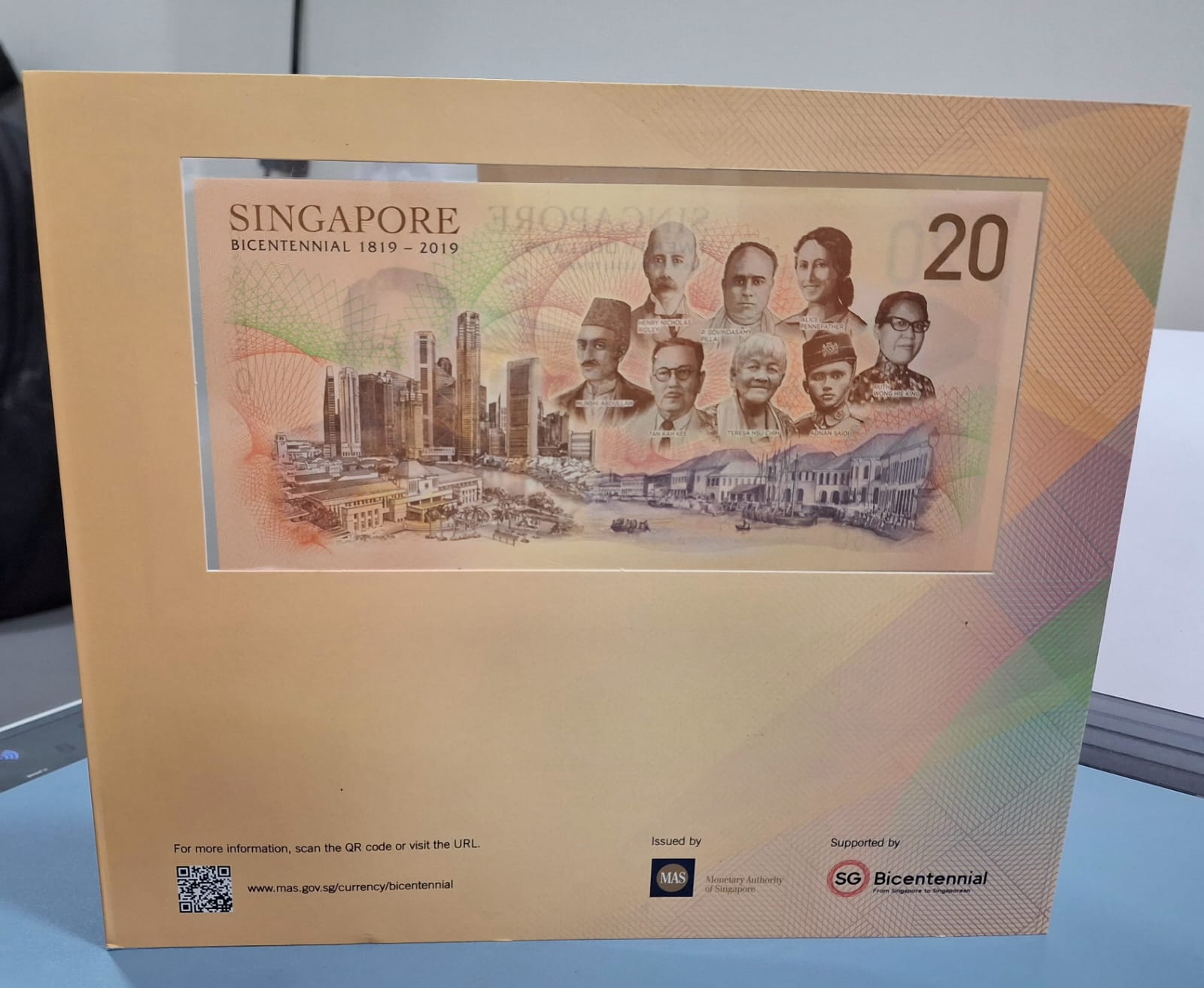 Singapore 20 Dollars Singapore Bicentennial Commemorative issue Bicentennial of Singapore (1819 - 2019) with mint pack Polymer folder Issue