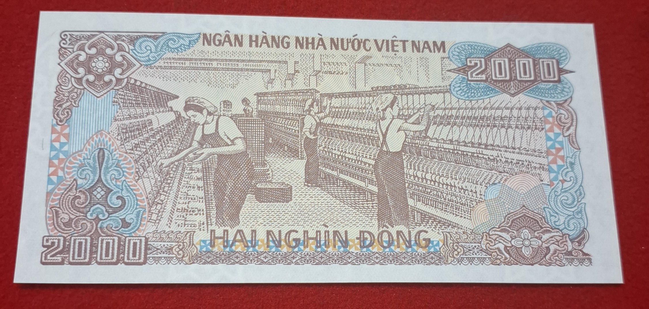 Rare 2000 DONG Vietnam Ending 786 GEM UNC Condition