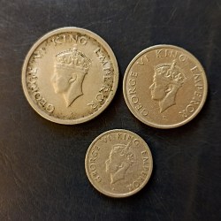 British India King and emperor George vi Denominaton 1₹-1/2₹-1/4₹ Year 1947 Metal copper nickel Same and similar piece available