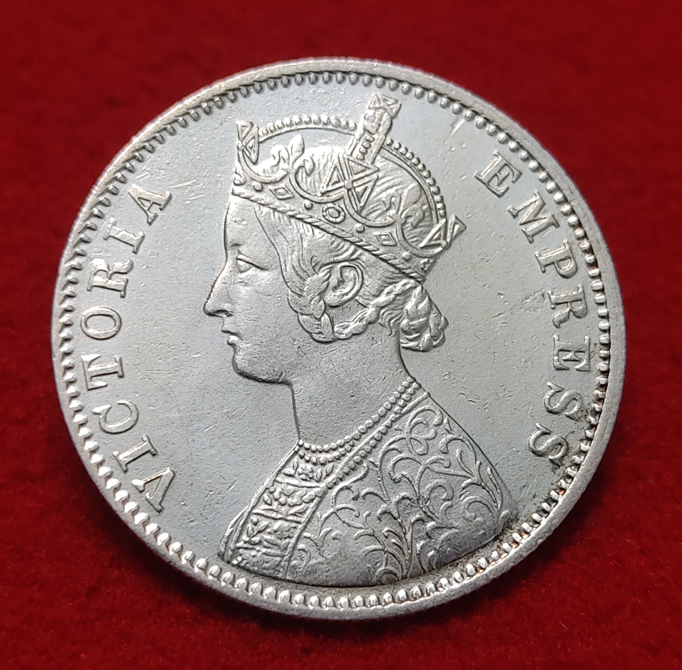 One Rupee Silver Coin Victoria Empress 1901 Calcutta Mint