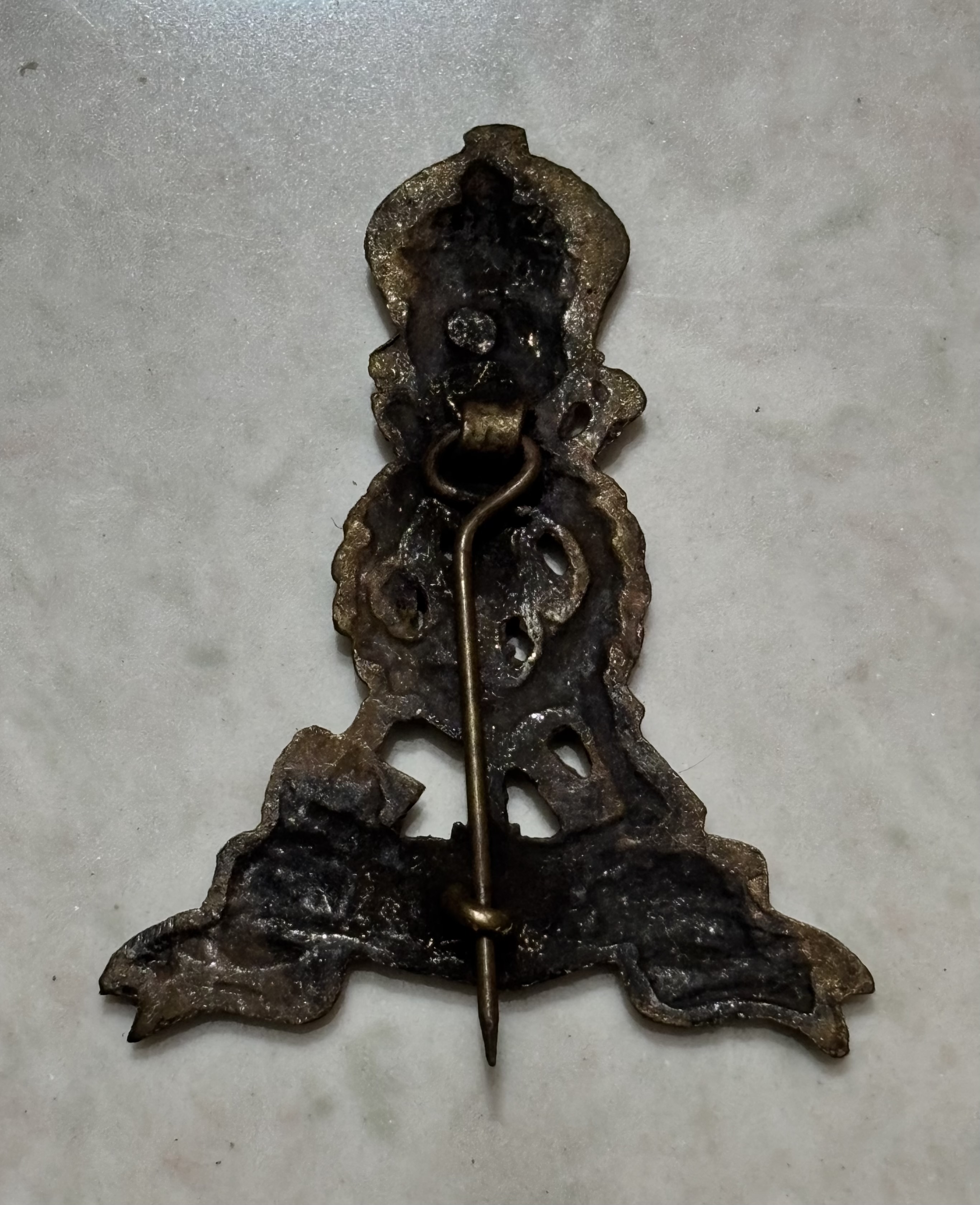 British Army Royal Pioneers Corps King Cap Badge