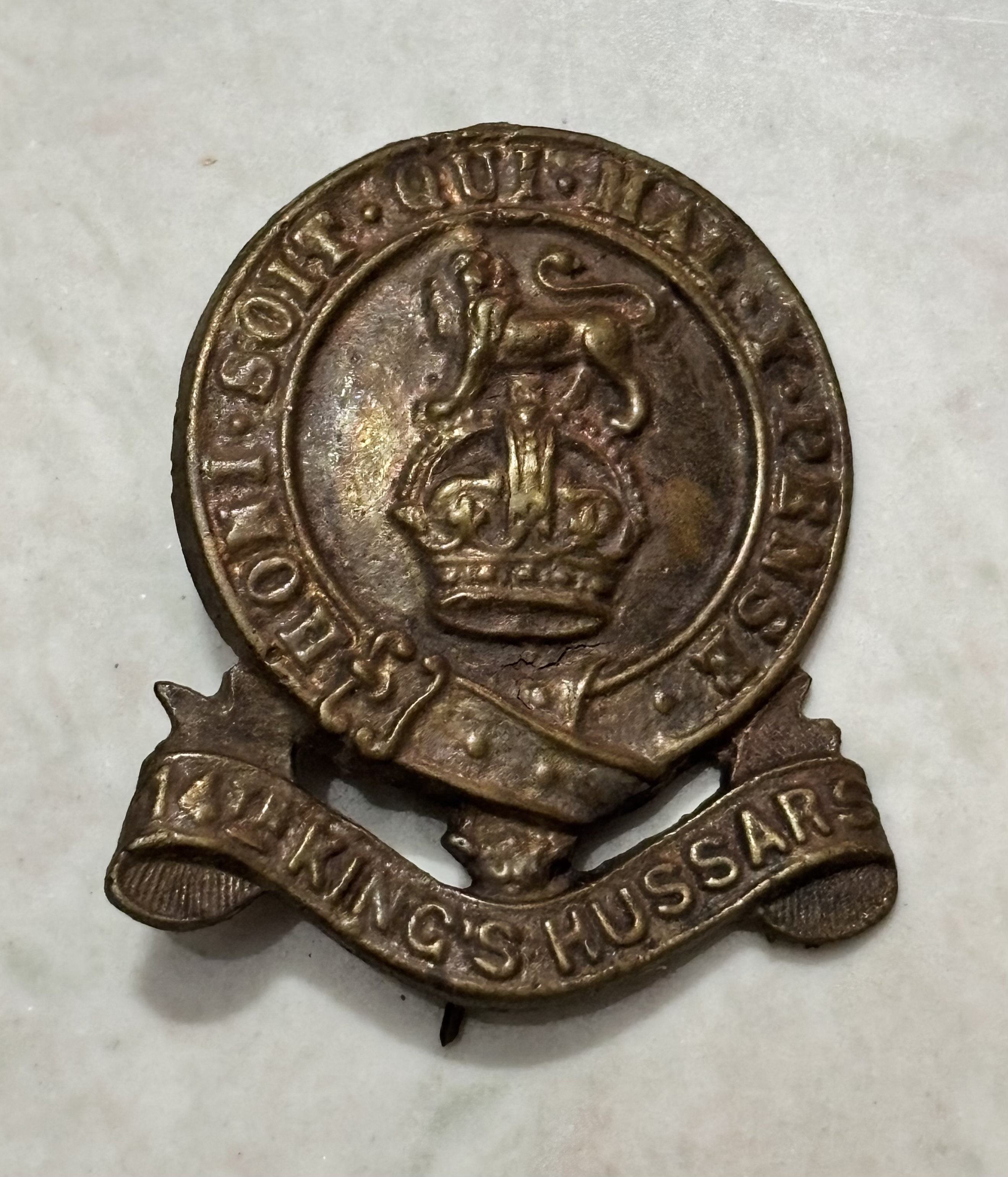 Great Britain 14th king hussars cap badge