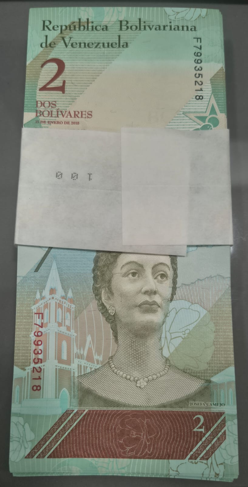 Venezuela 2 Bolivars (100 Note) Unc Packet