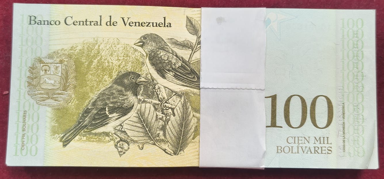 Venezuela 100 Bolivares Rare (100 Note ) Serial Packet with Fancy Number 786