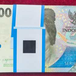 Indonesia 1000 Rupiah Rare (100 Note ) Serial Packet GEM UNC