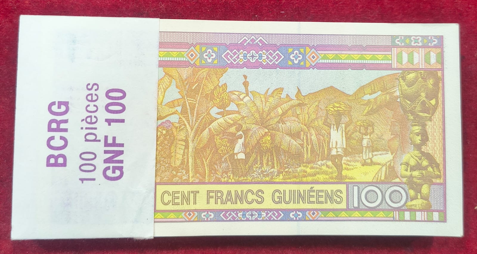 Guinea 100 Francs Rare (100 Note ) Serial Packet