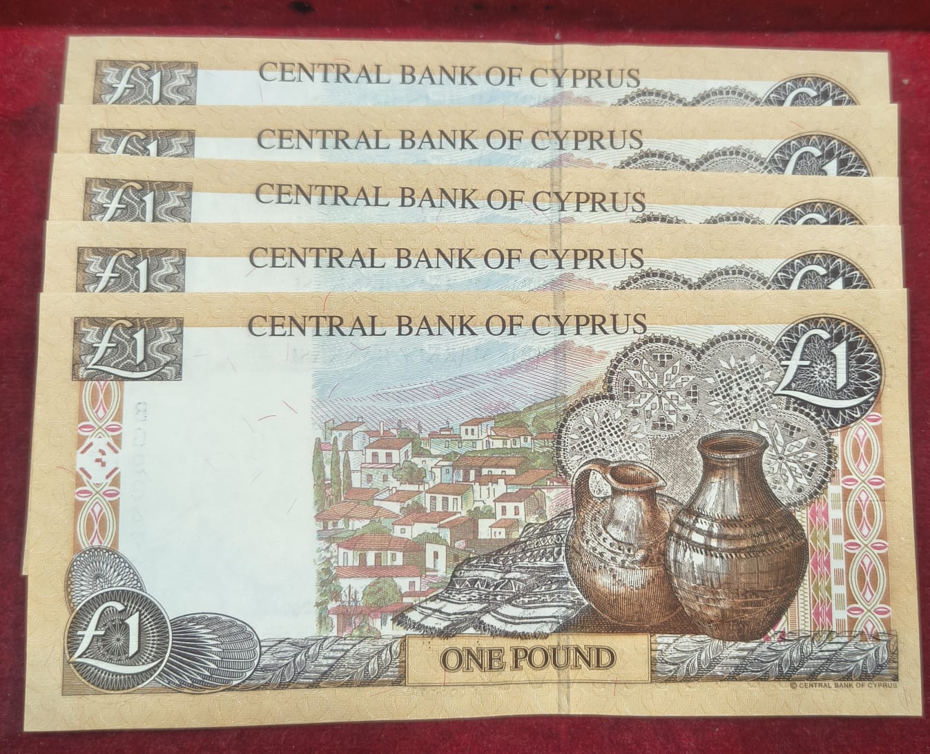 Cyprus 1 Pound GEM UNC Rare one Note