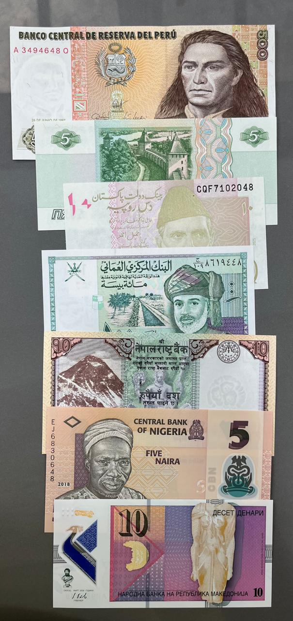 50 Different Countries Bank Notes GEM UNC ( SEE Description )