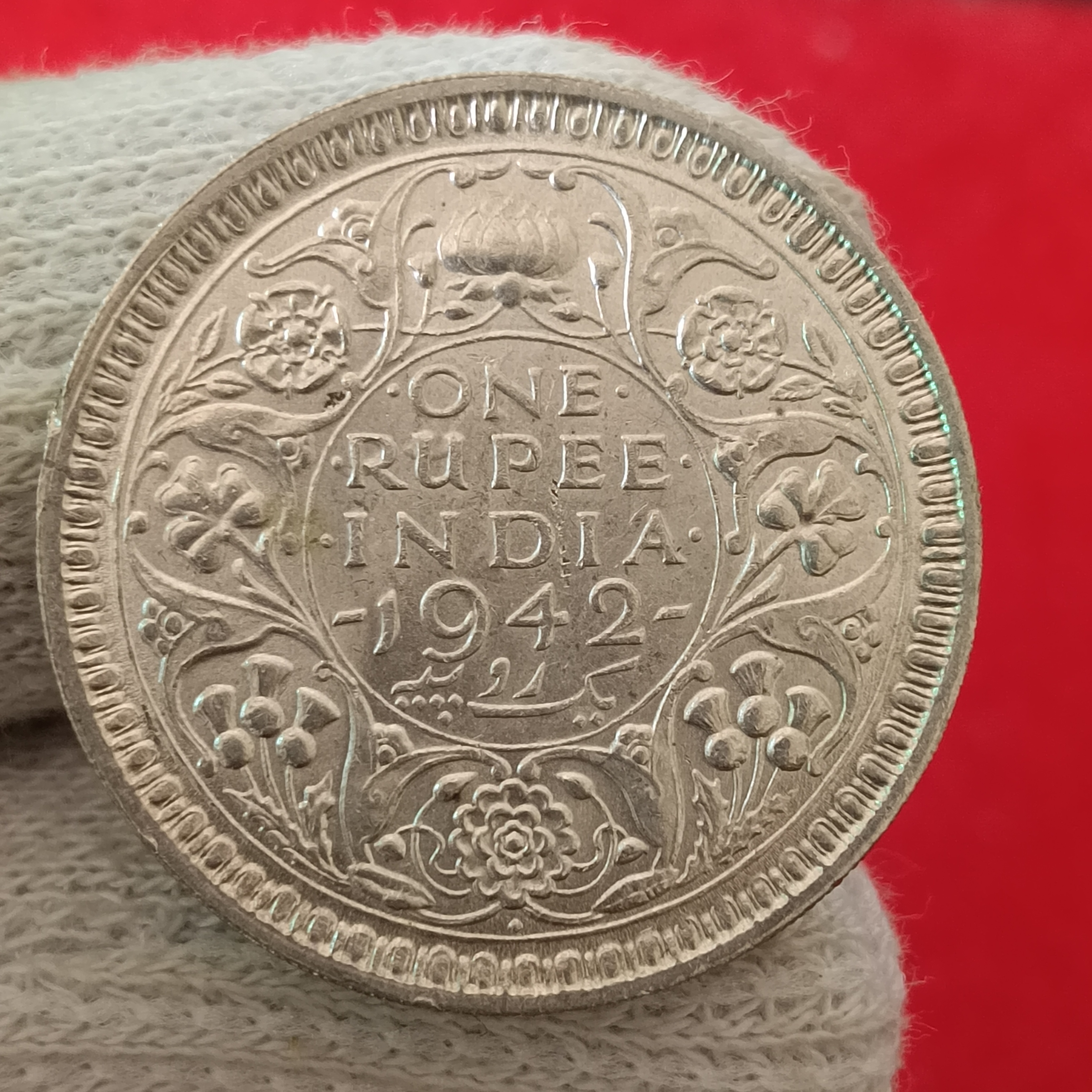 George Vi Silver One Rupee India 1942 Year Bombay Mint Unc Condition British of India