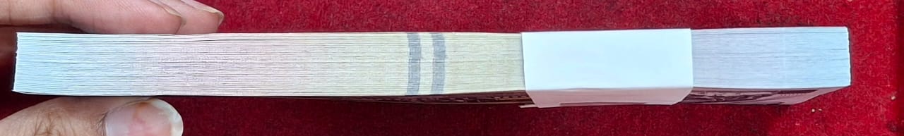 Honduras 2 Lempiras Rare GEM UNC (100 Note) NON- Serial Packet