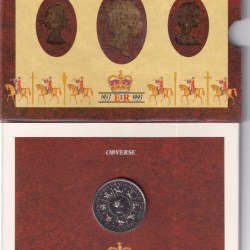 United Kingdom 5 Pounds - Elizabeth II 40th Coronation Jubilee * HER Mejesty Queen Elizabeth II 1953 -1993 * Rare Beautiful Royal Mint Pack Rare Beautiful Folder