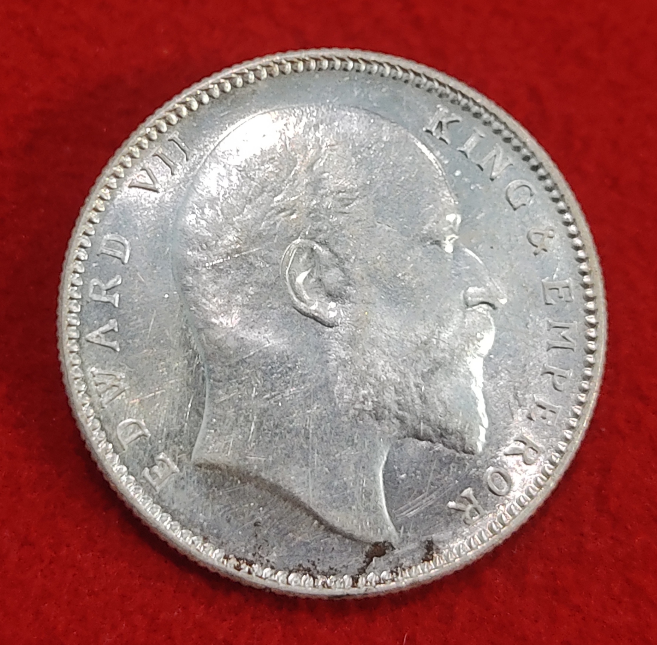 One Rupee Edward VII 1910 Bombay Mint High Condition Coin