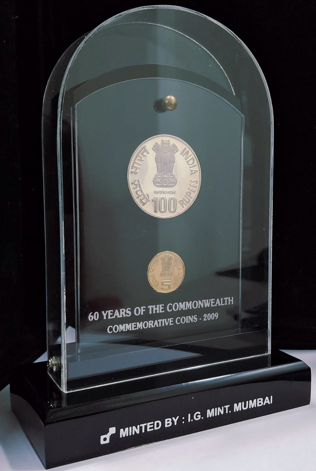 60 Years of the Commonwealth -2009 ( 2 Coins Set ) V. I .P Set Extremely Rare