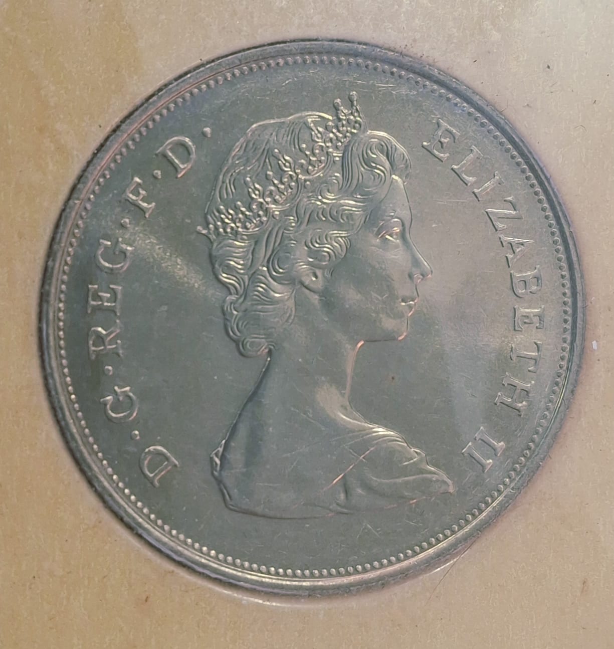 80th Birthday of H.M. Queen Elizabeth - the Queen Mother 1900-1980 Rare (1 Coin) Set
