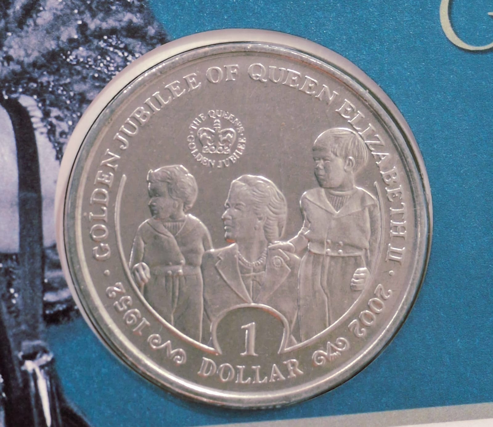 Sierra Leone 1 Dollar 2002 - the Queen's Golden Gubilee Coin First DAY Cover Mint Pack GEM UNC