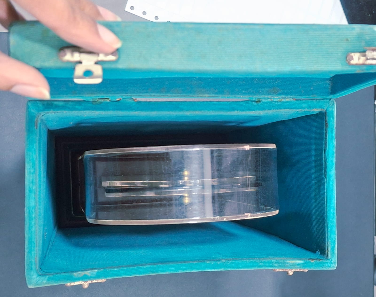 Indian AIR Force Platinum Jubilee 1932-2007 ( 2 Coins Set ) V. I .P Set Extremely Rare with Beautiful BOX