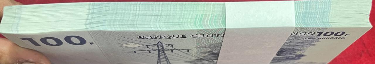 Congo 100 Francs (100 Note Serical Packet ) GEM UNC with 786 Fancy Packet