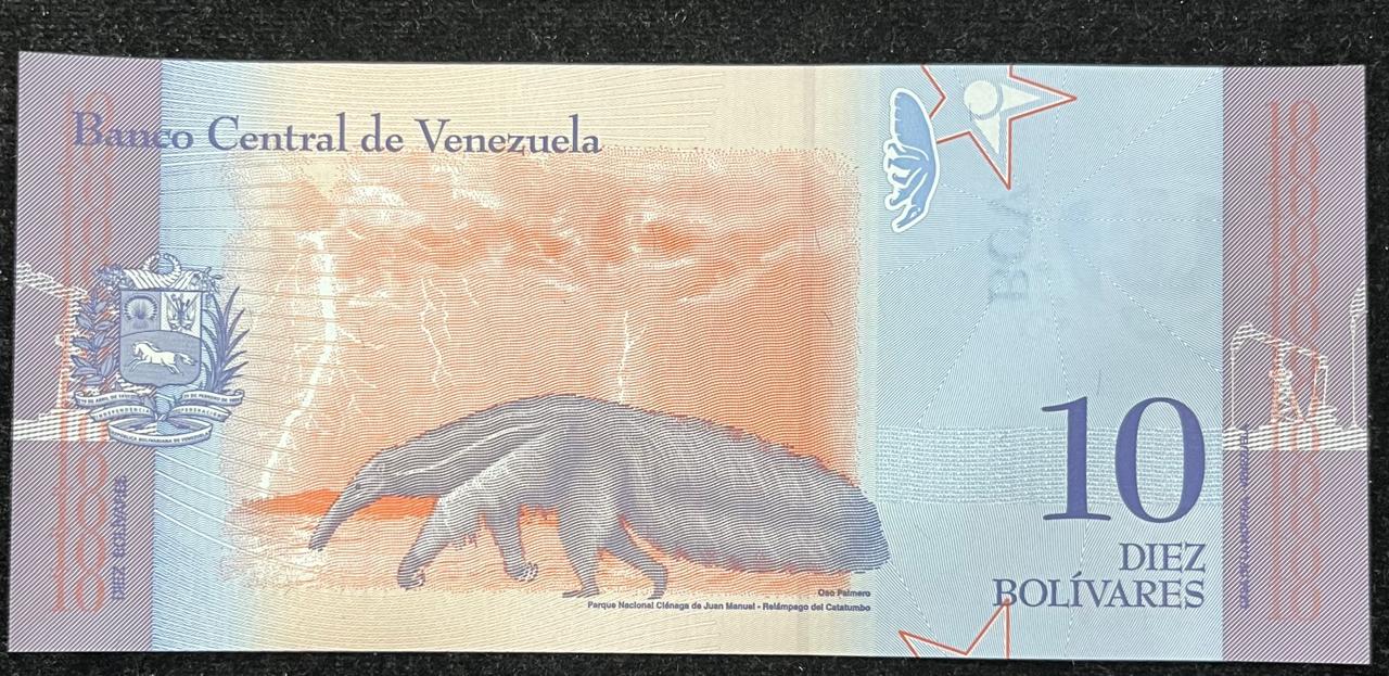 Venezuela 10 Bolivares UNC Rare Note