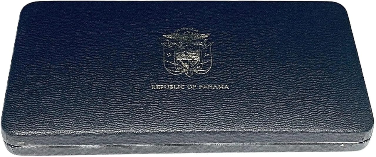 Franklin Mint Nine Proof Coin Set Silver Content 191.44 Grams Panama 1975