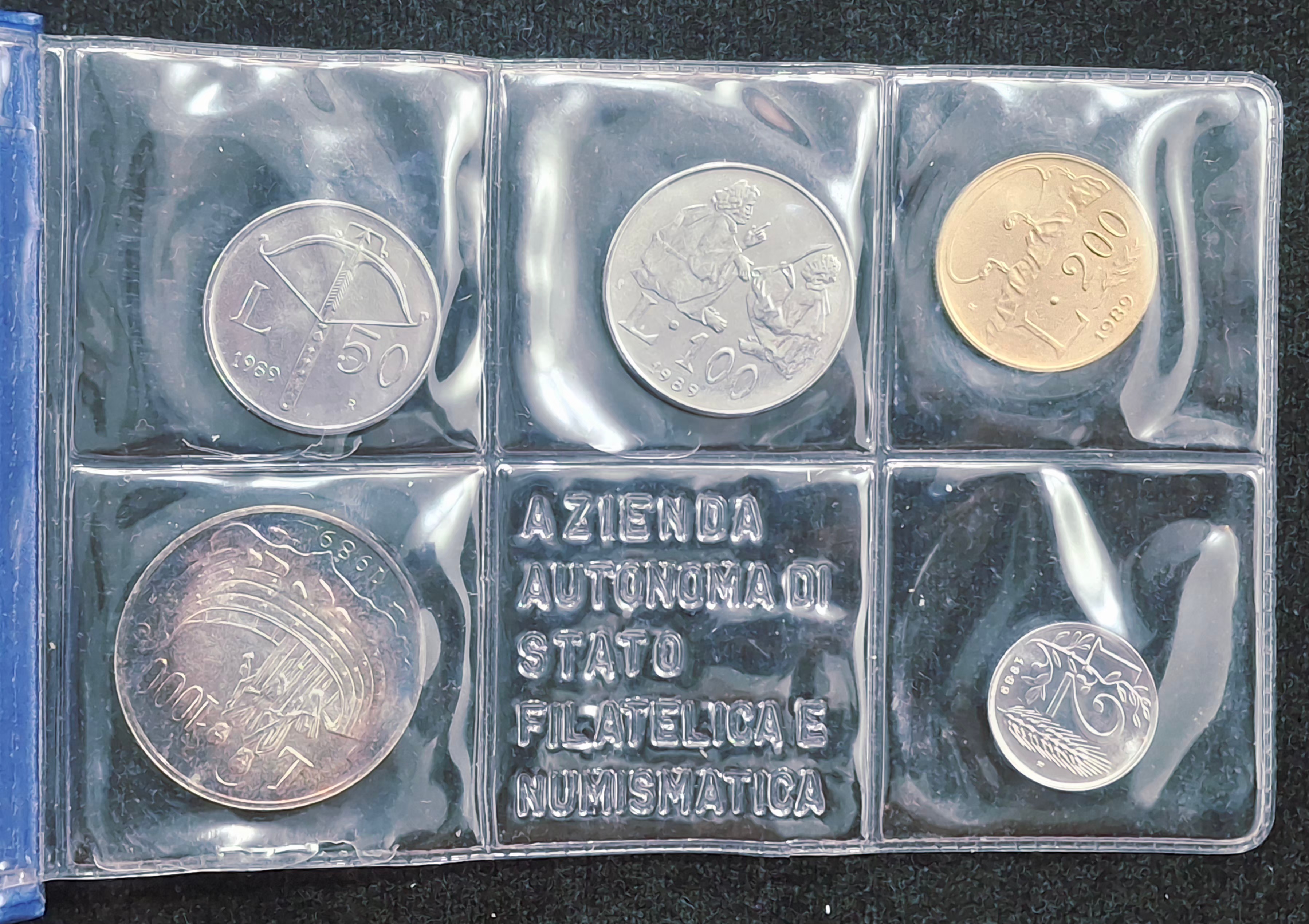 1989 Italy SAN Marino complete set 10 Coins UNC with silver in official folder silver coin weight Silver (.835) Weight 14.6 g