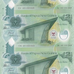 Papua New Guinea 2 KINA Rare Polymer UNC ( 3 Note) Uncut Sheet