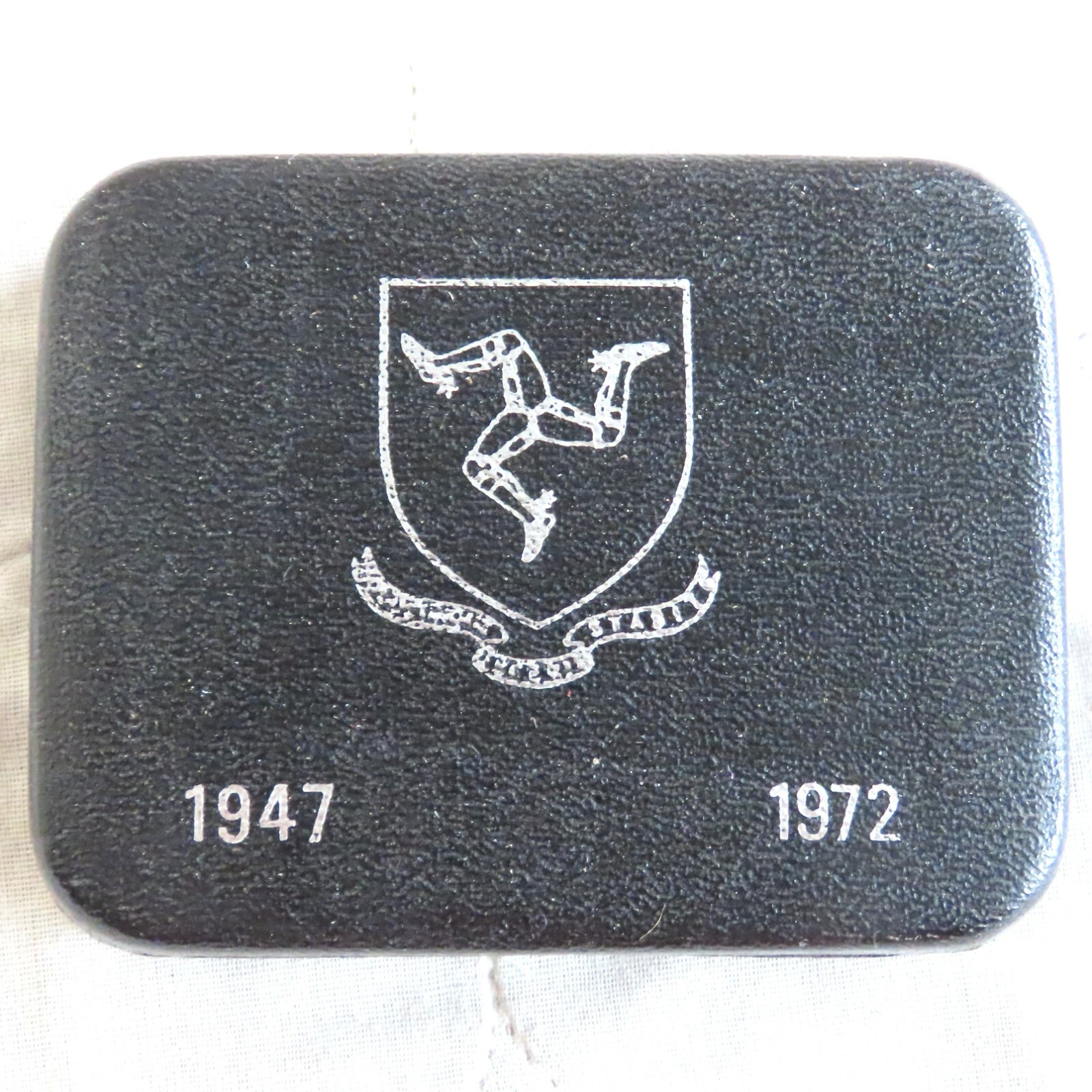 ISLE of MAN 1972 Silver Wedding Silver Proof 25 Pence Crown - mint sealed/boxed Composition Silver (.925) Weight 28.28 g