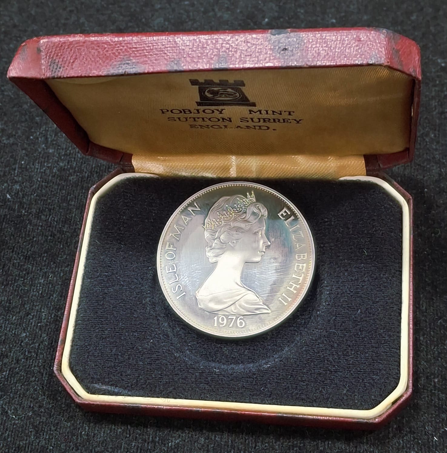 Isle of Man 1976 Rare 1 Crown - Elizabeth II Bicentenary of American Independence Composition Silver (.925) Weight 28.28 g Pobjoy Mint Beautiful BOX