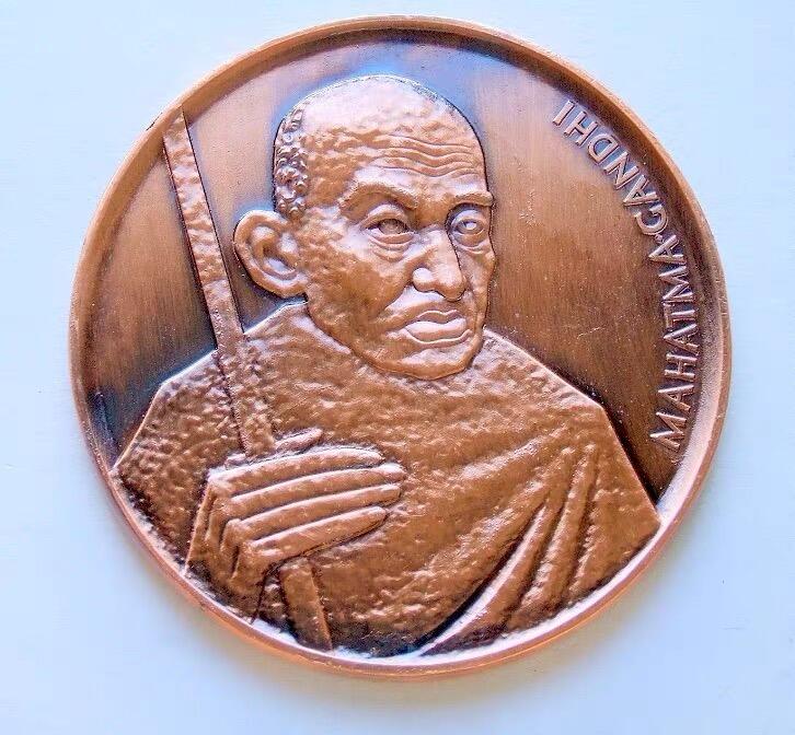 Mahatma Gandhi 1939 Polski India Friendship Issue Big Size 95 Gram With Box And Stand Beautiful Madilian