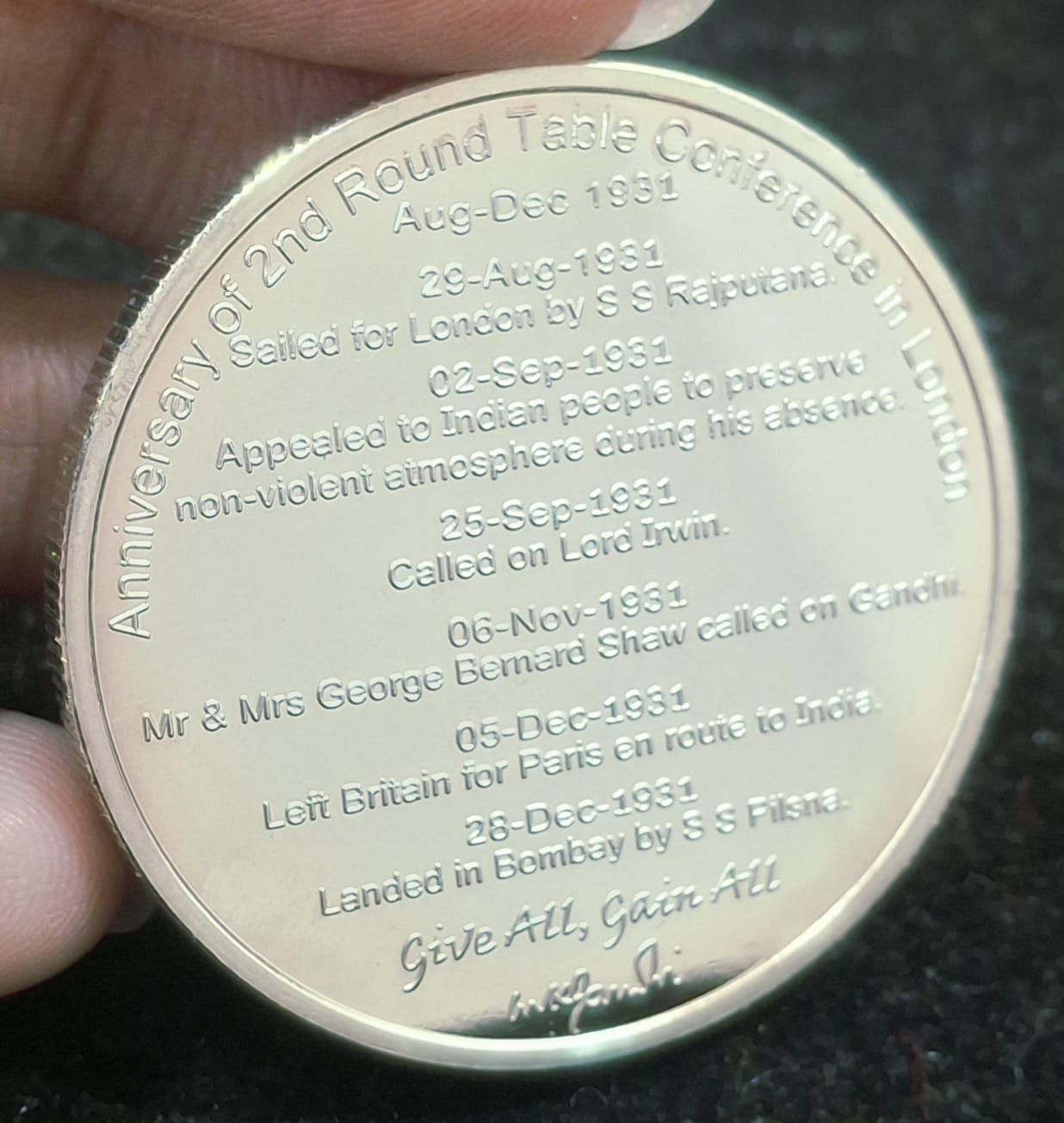 Mahatma Gandhi - Anniversary of 2nd Round Table Conference In (1931-2015) Silver Plated Medallion With Box & Certificate