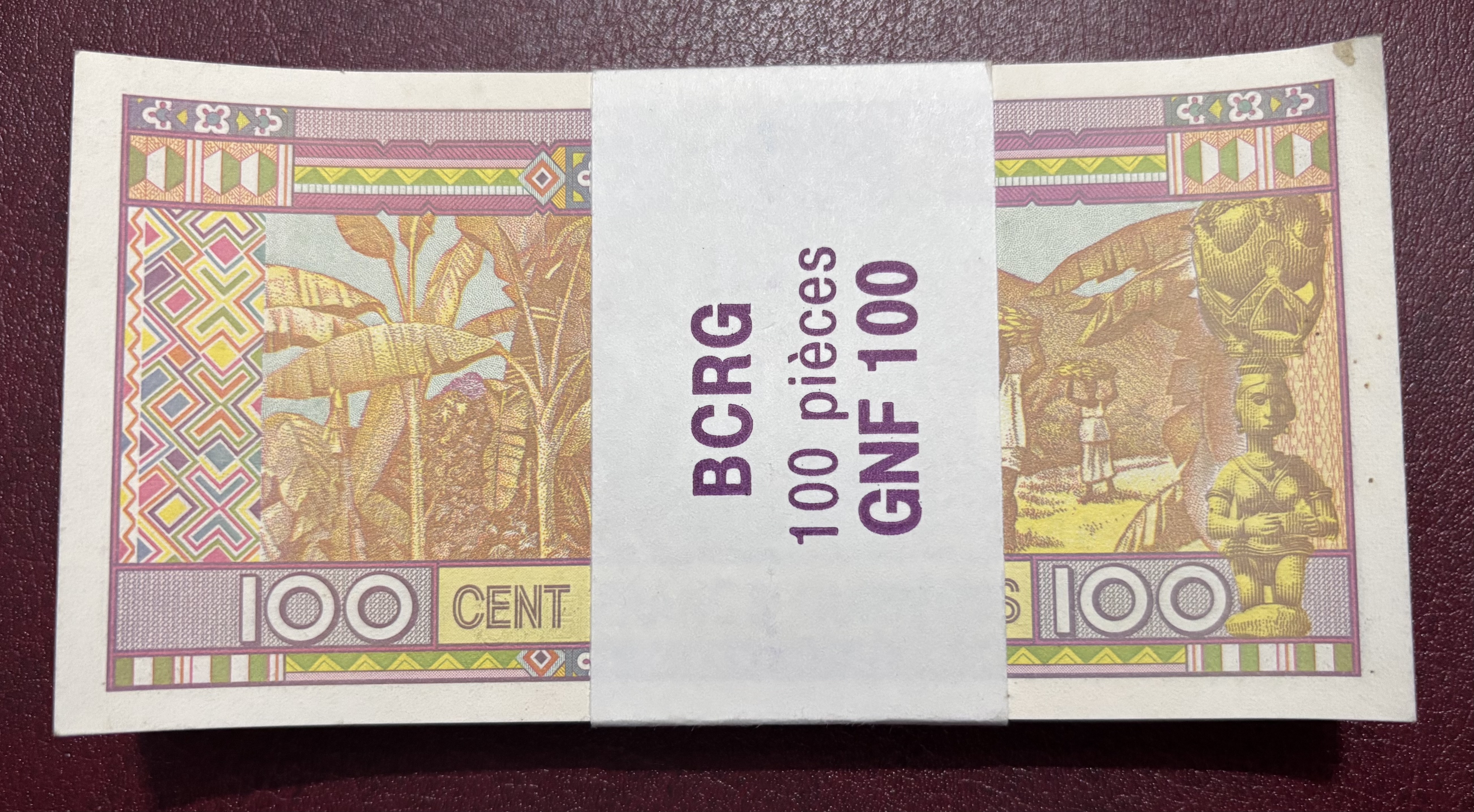 Guinee 100 Cent 2015 - 100 Notes Serial Bundle Rare #1